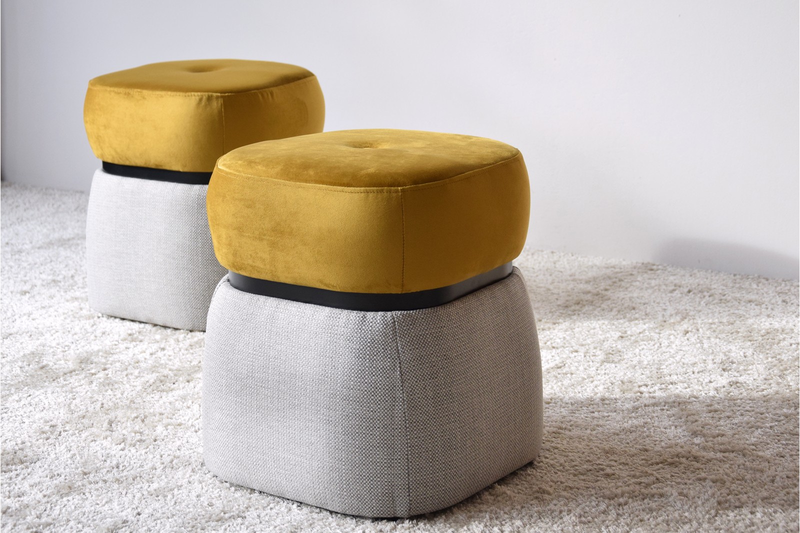 SET 2 STOOLS. BEIGE AND DARK MUSTARD YELLOW