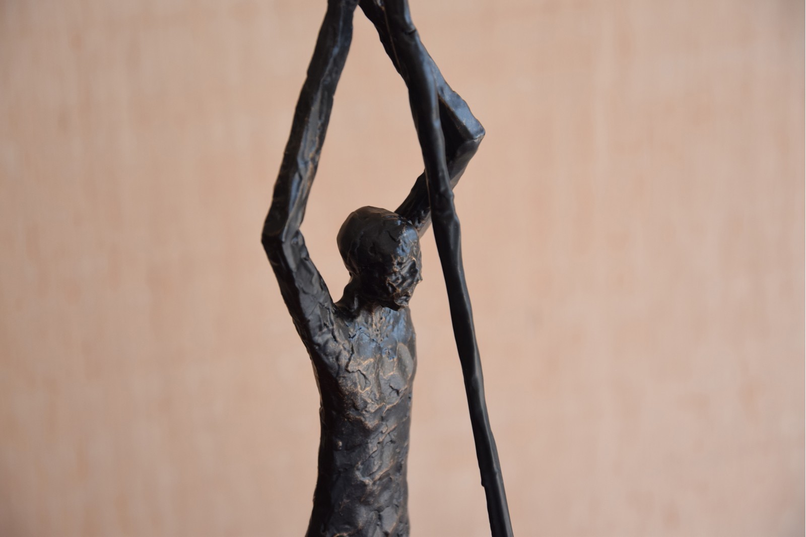 ESCULTURA HOMBRE EN METAL Nº1