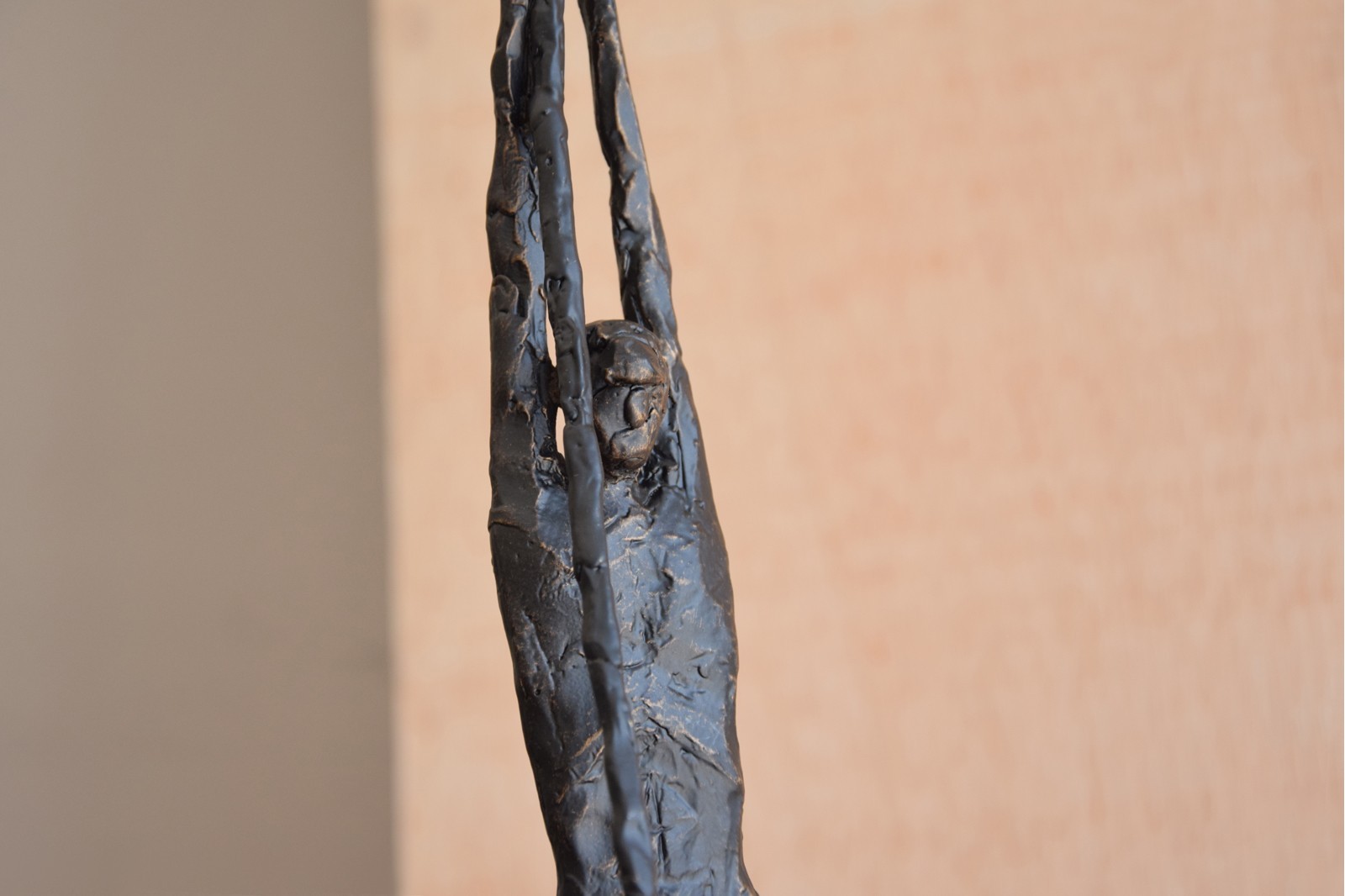ESCULTURA HOMBRE  EN METAL Nº2