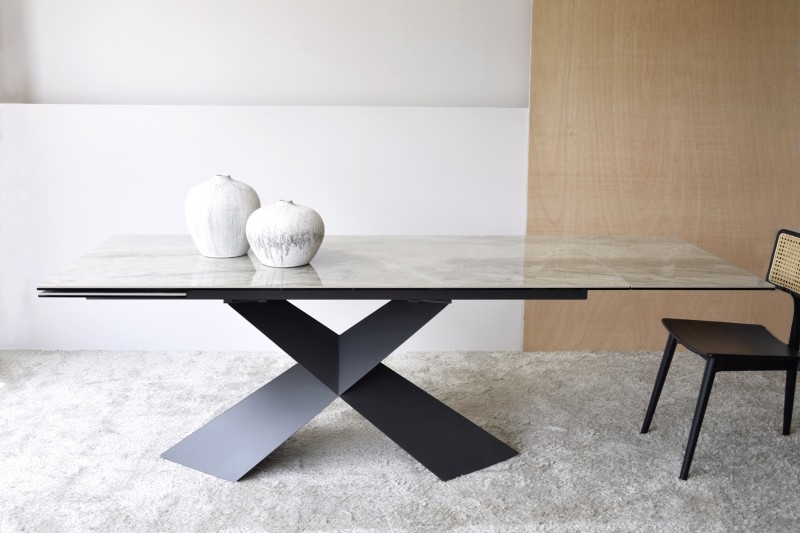 EXTENSIBLE DINING TABLE CERAMIC TOP AND METAL