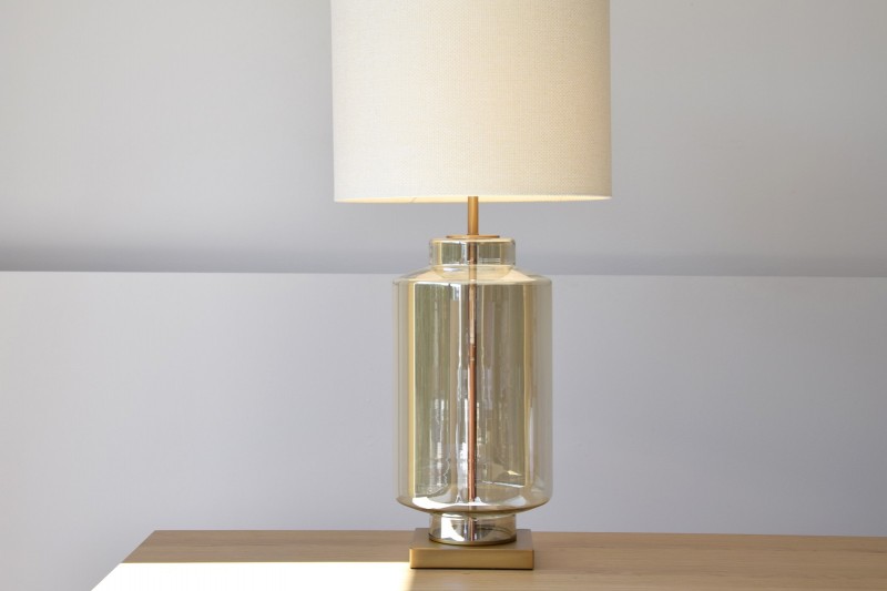 CYLINDER TABLE LAMP.AMBER GLASS. WITH SHADE