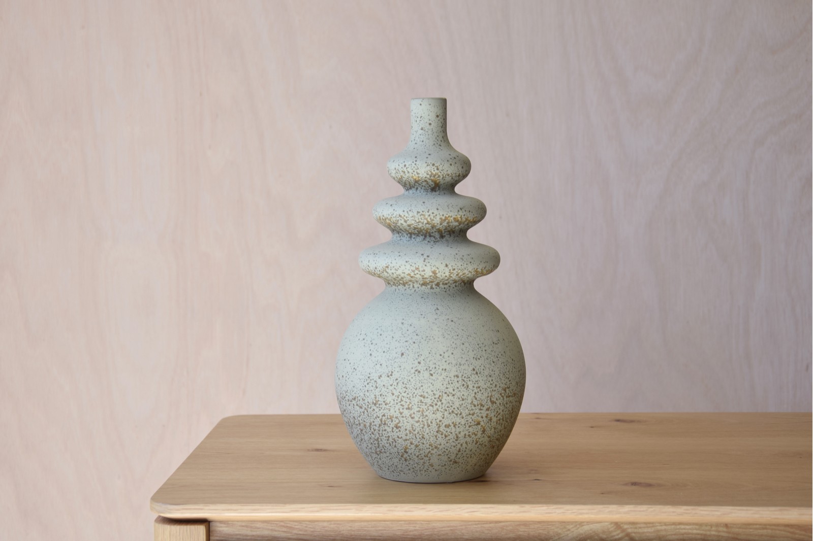 CERAMIC VASE.GREEN EARTH COLLECTION. LARGE