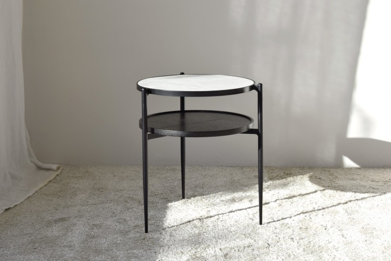 SIDE TABLE N.75. BLACK AND WHITE