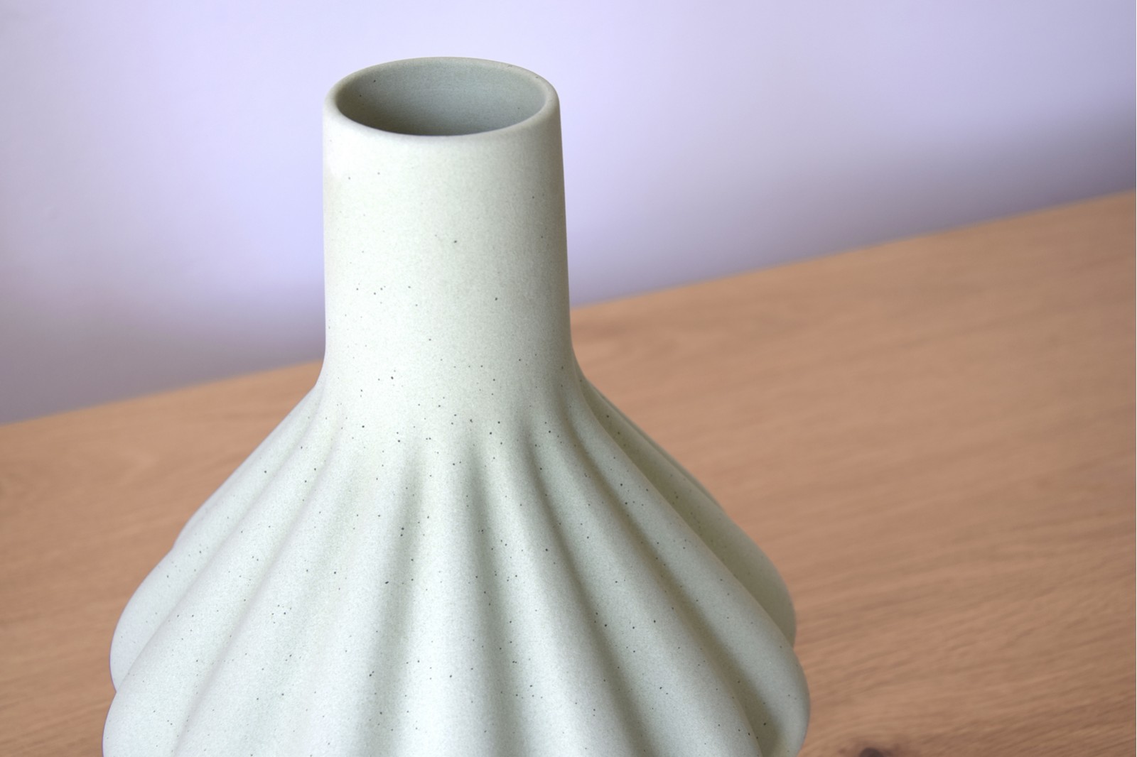 BELLOWS COLLECTION: TEXTURED CERAMIC VASES
