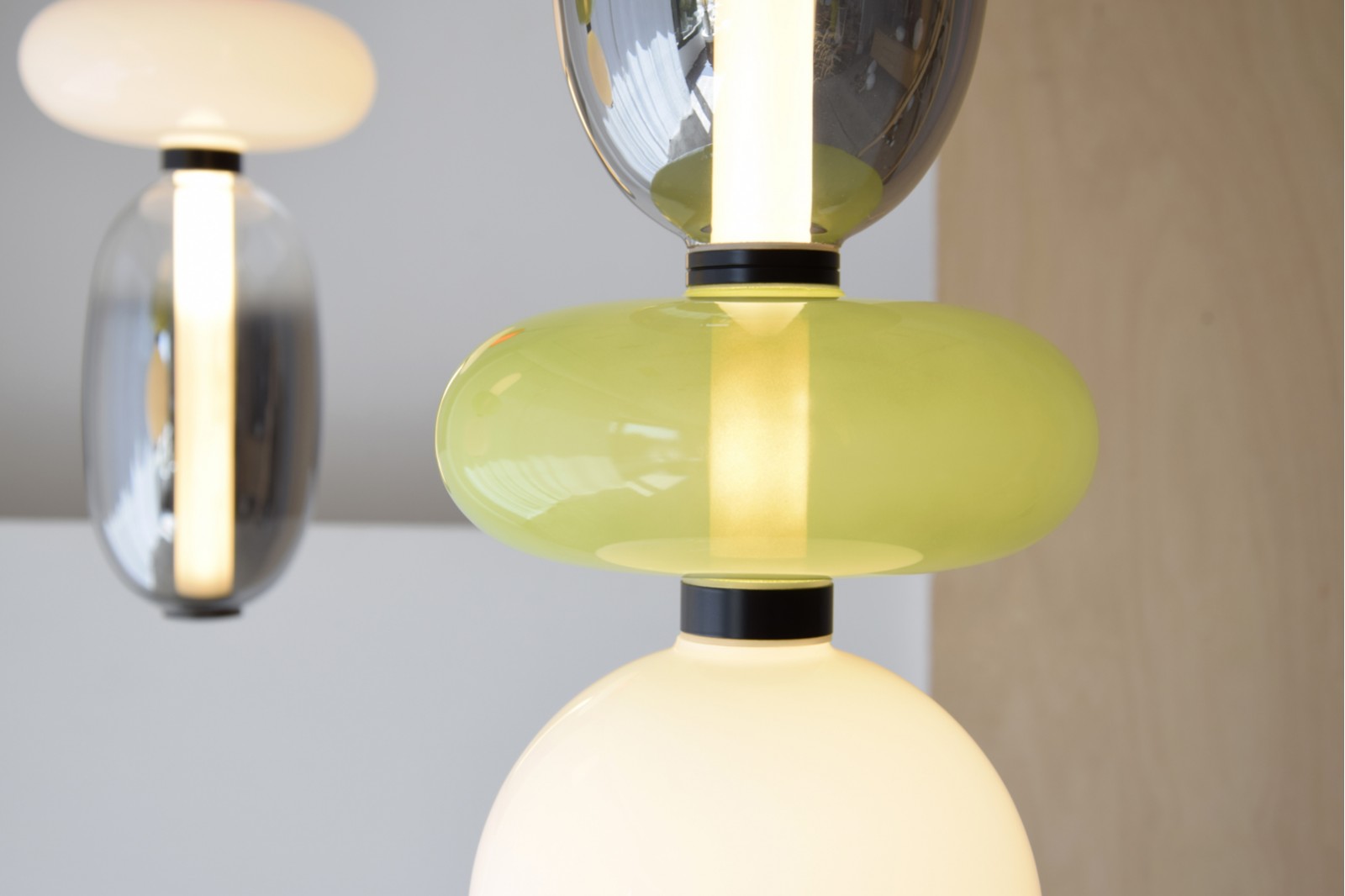 RACIMO COLLECTION: COLOURED GLASS AND BLACK METAL CEILING LAMP