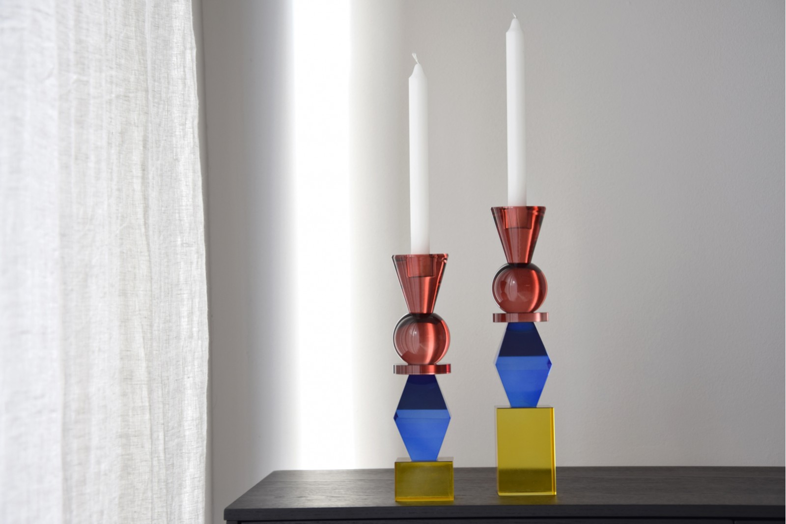 SHAPES COLLECTION: COLOURED GLASS CANDELHOLDER