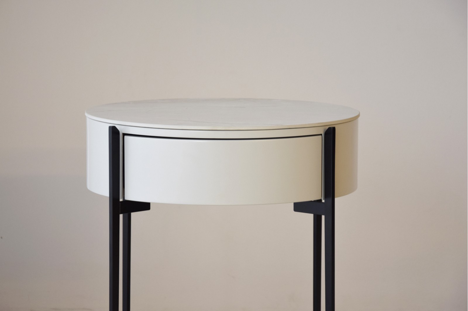 SIDE TABLE N.18. WHITE CERAMIC MARBLE TOP