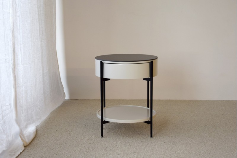 SIDE TABLE N.18. BLACK SINTERED STONE