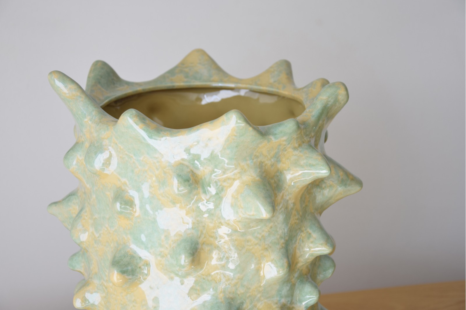 GREEN SUN COLLECTION: CERAMIC VASES