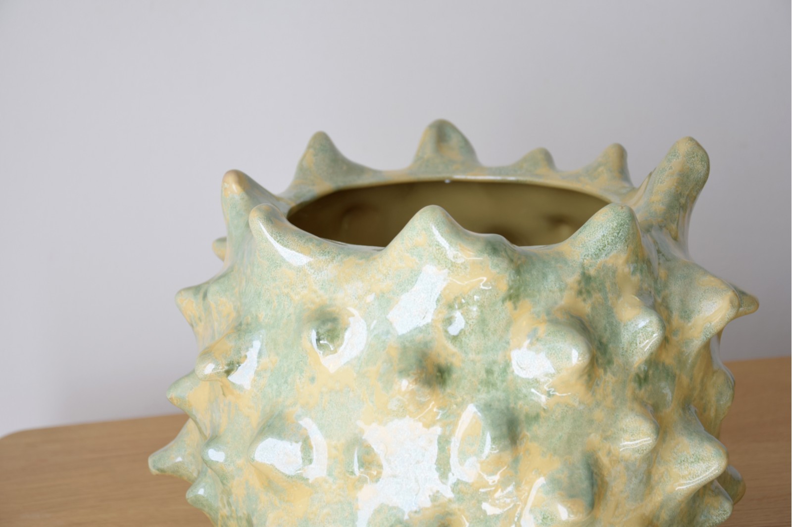 GREEN SUN COLLECTION: CERAMIC VASES