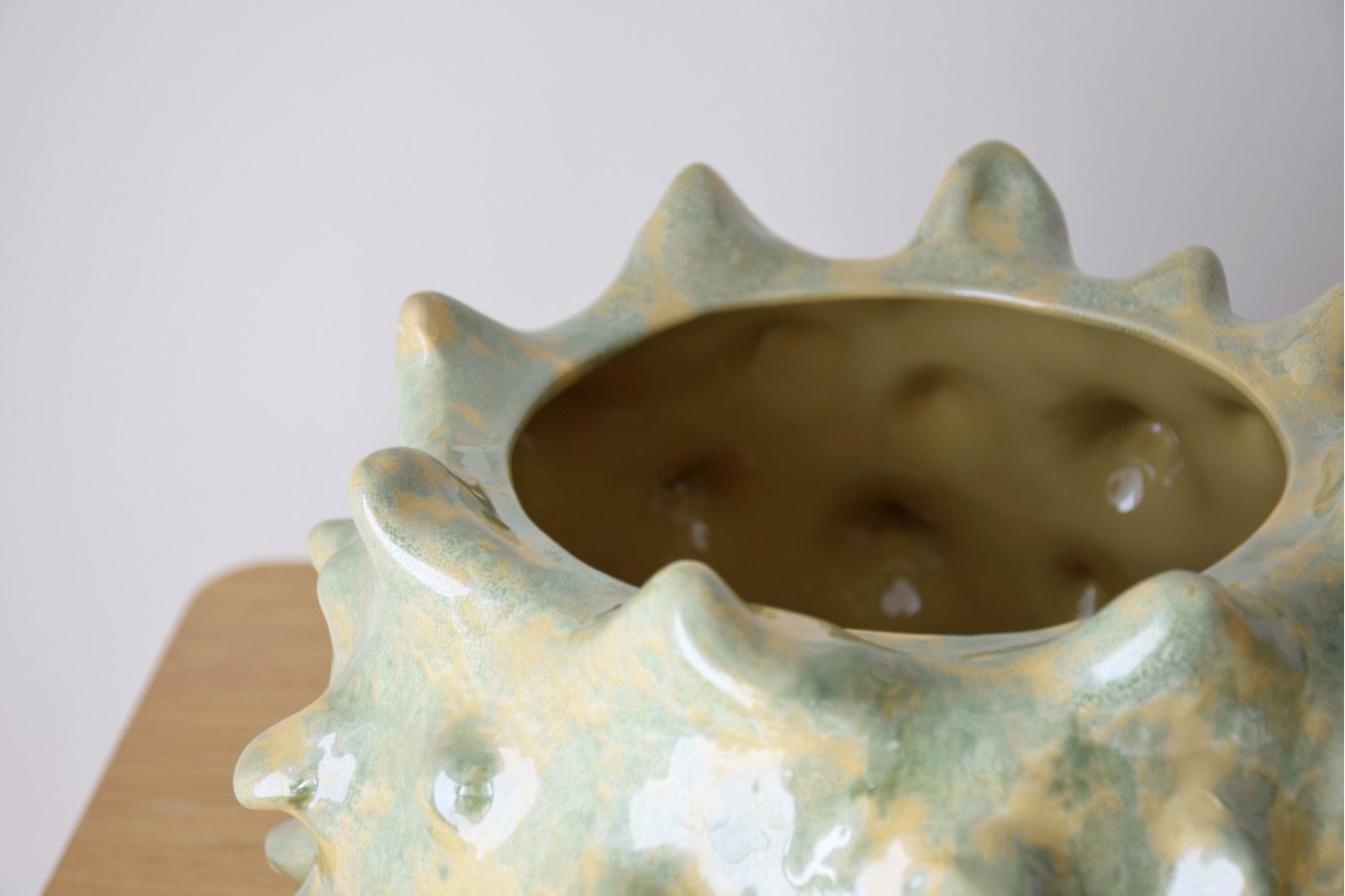 GREEN SUN COLLECTION: CERAMIC VASES