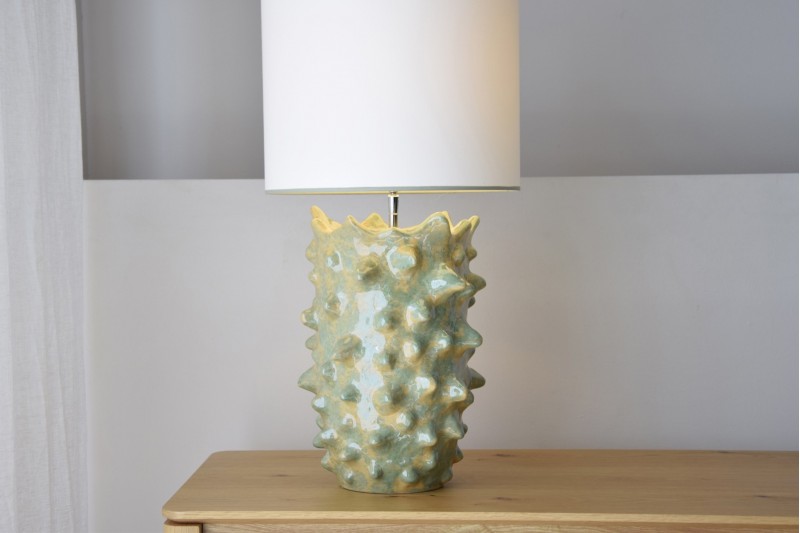 CERAMIC TABLE LAMP. SOLAR. GREEN GLOSS. HIGH