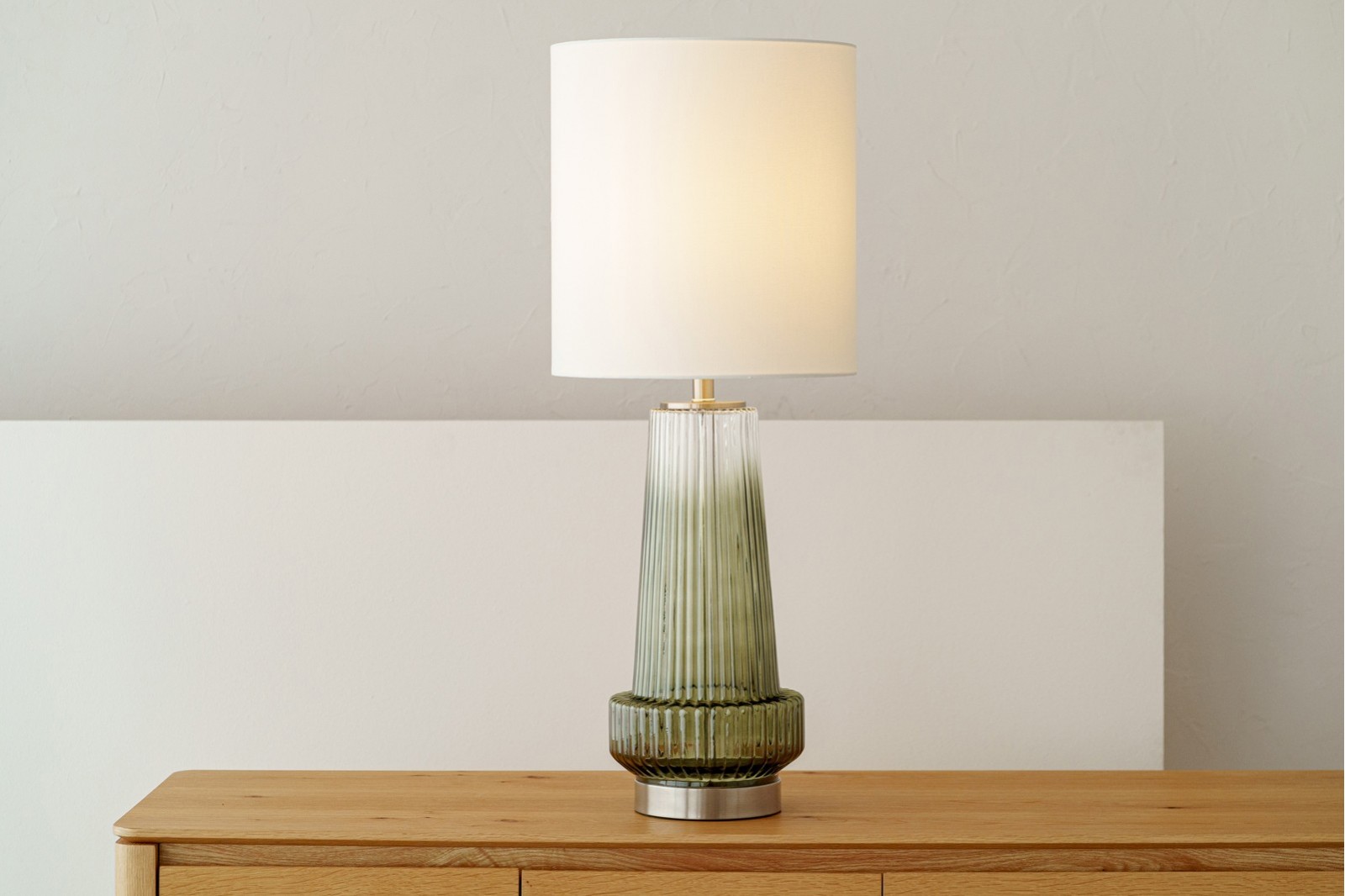 OLI TABLE LAMP. GREEN GLASS WITH LAMPSHADE