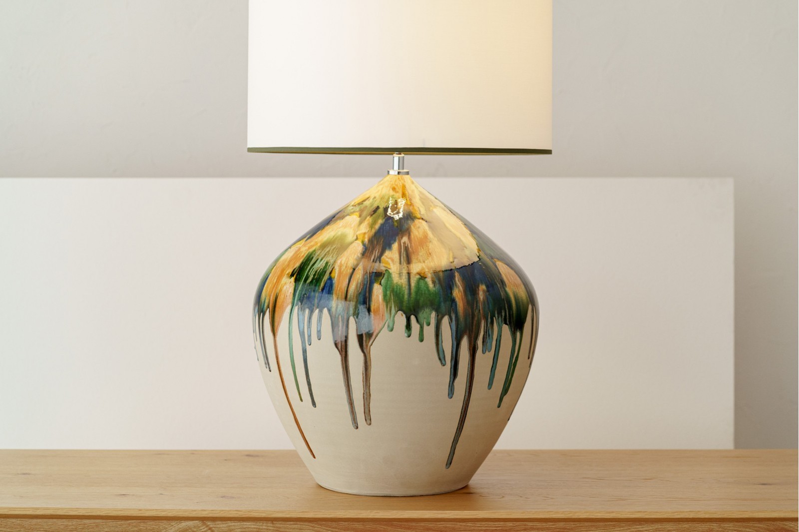 CERAMIC LAMP FOREST WITH LAMPSHADE