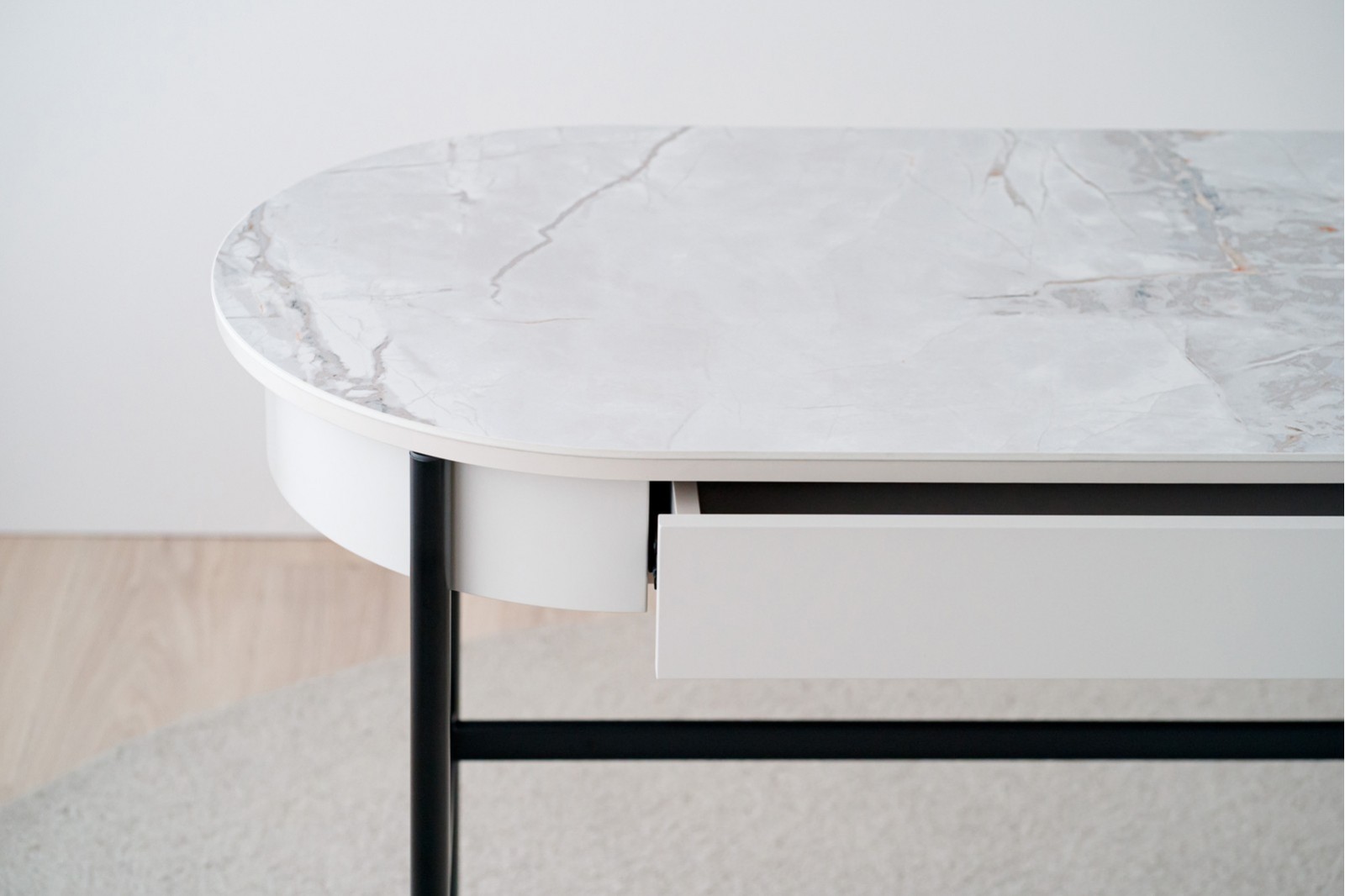 DESK N.26.WHITE CERAMIC MARBLE