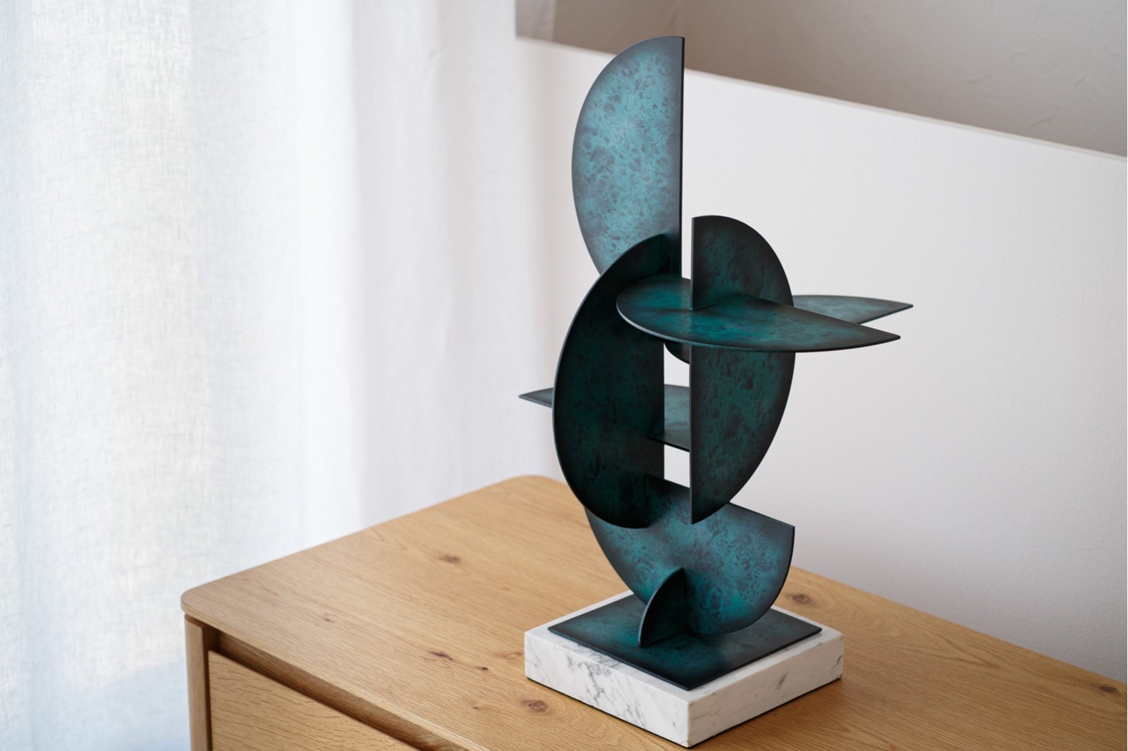 SCULPTURE ABSTRAITE N3. VERT ET BLEU