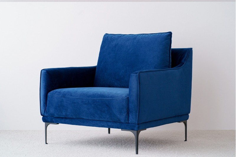 FAUTEUIL TAPISSÉ DE VELOURS BLEU NUIT