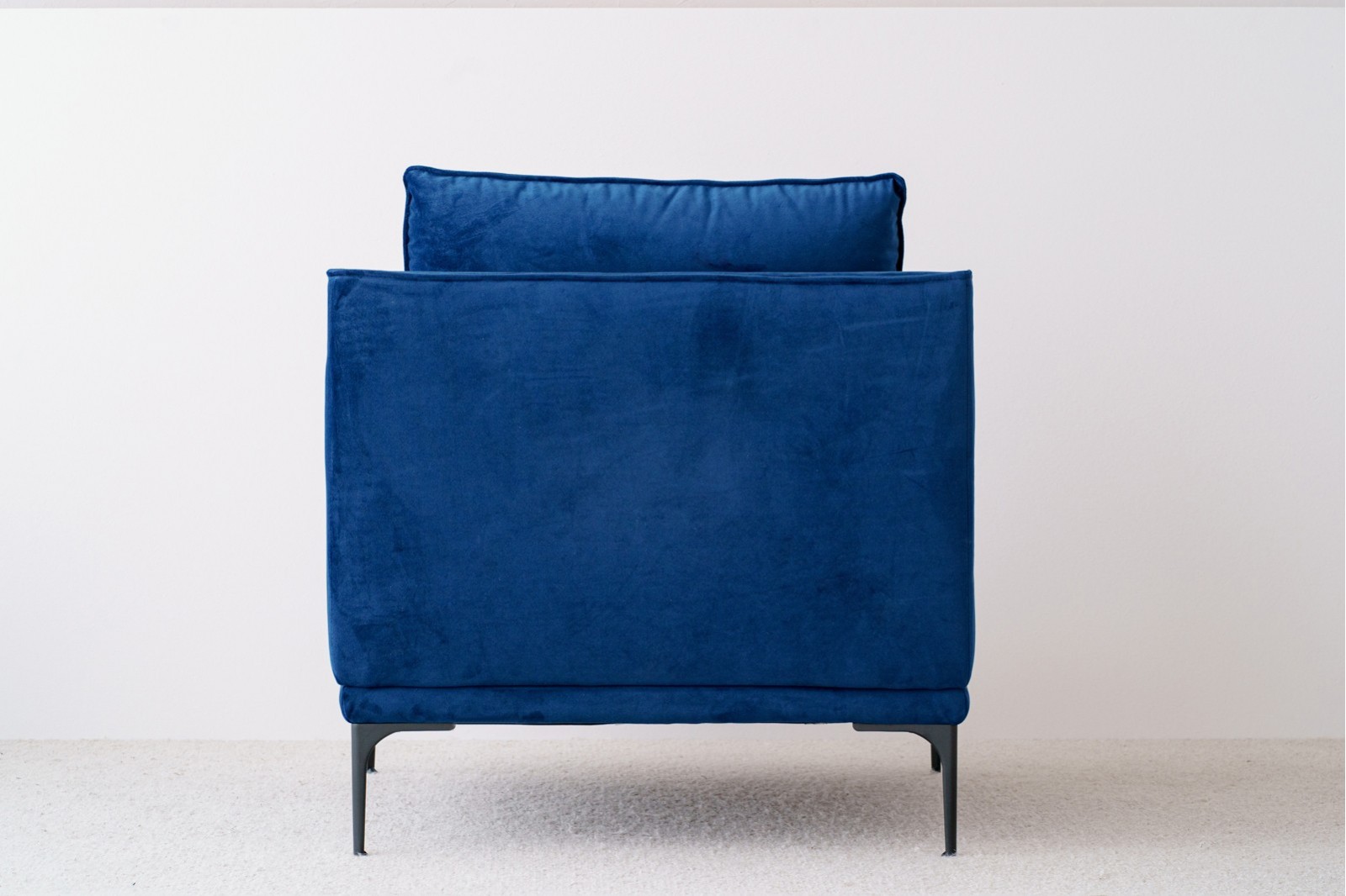 ARMCHAIR. BLUE VELVET UPHOLSTERY