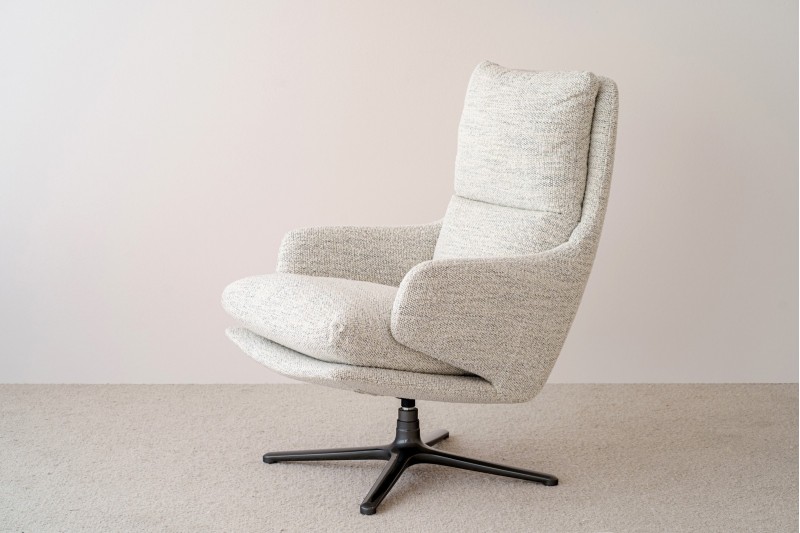 SWIVEL ARMCHAIR. BEIGE AND GREY UPHOLSTERY