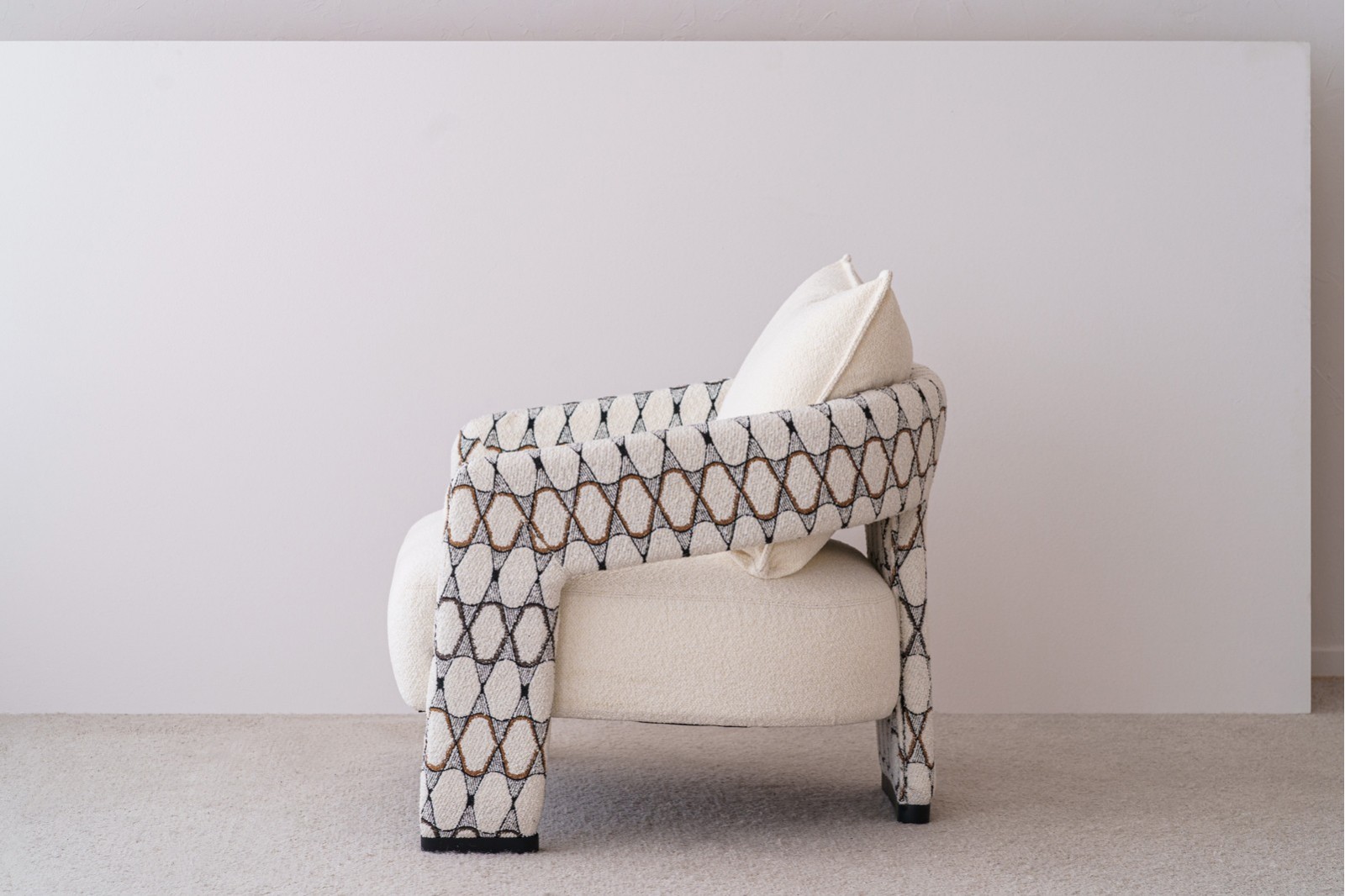 ARMCHAIR. BEIGE AND PATTERN UPHOLSTERED DOUBLE 