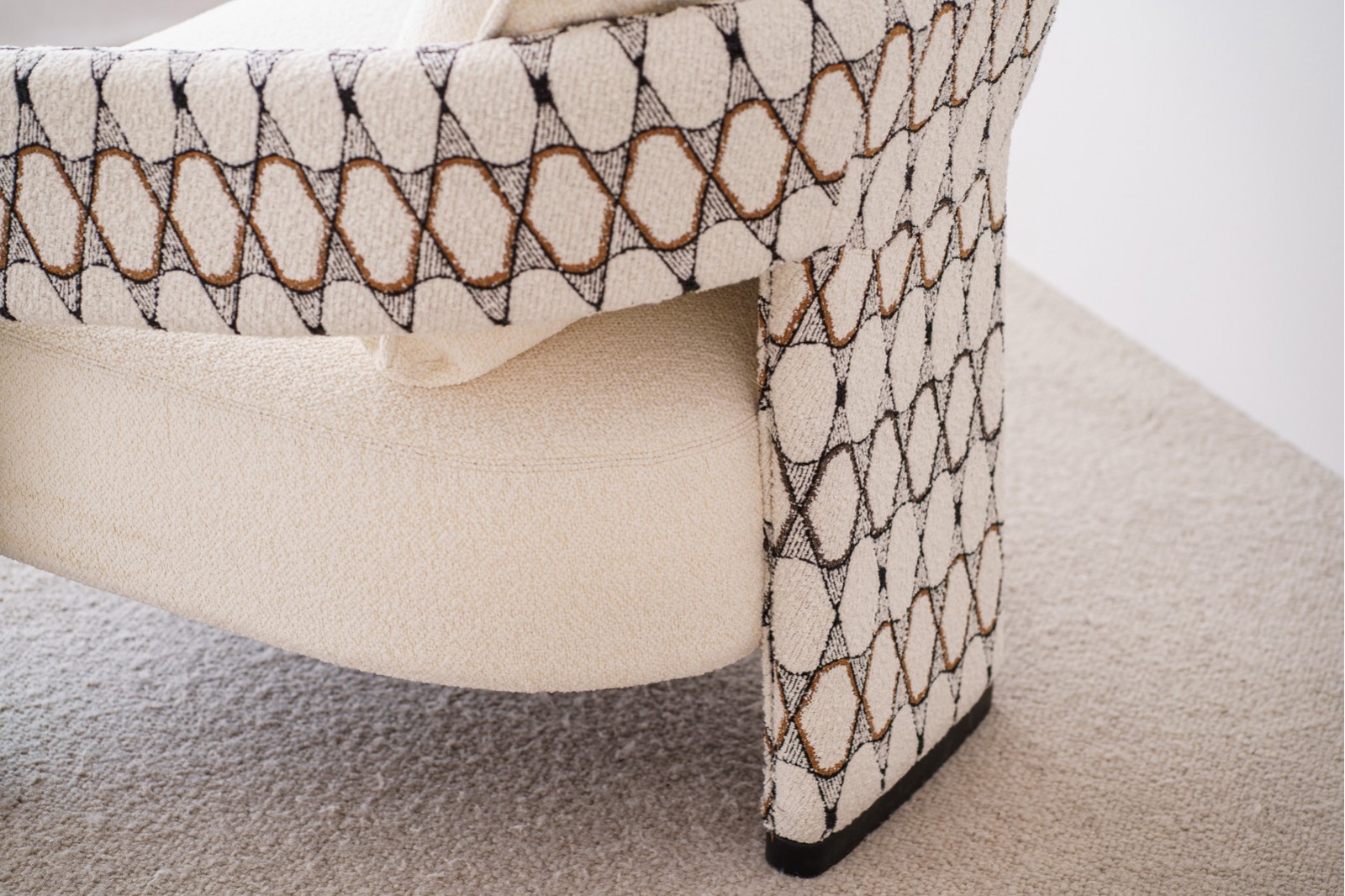 ARMCHAIR. BEIGE AND PATTERN UPHOLSTERED DOUBLE 