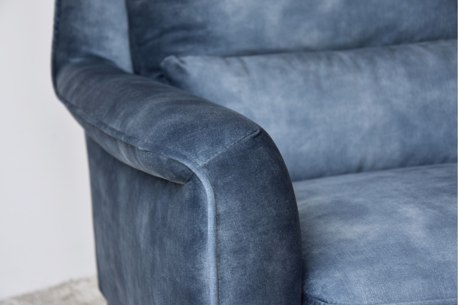 ARMCHAIR IN WORN BLUE VELVET