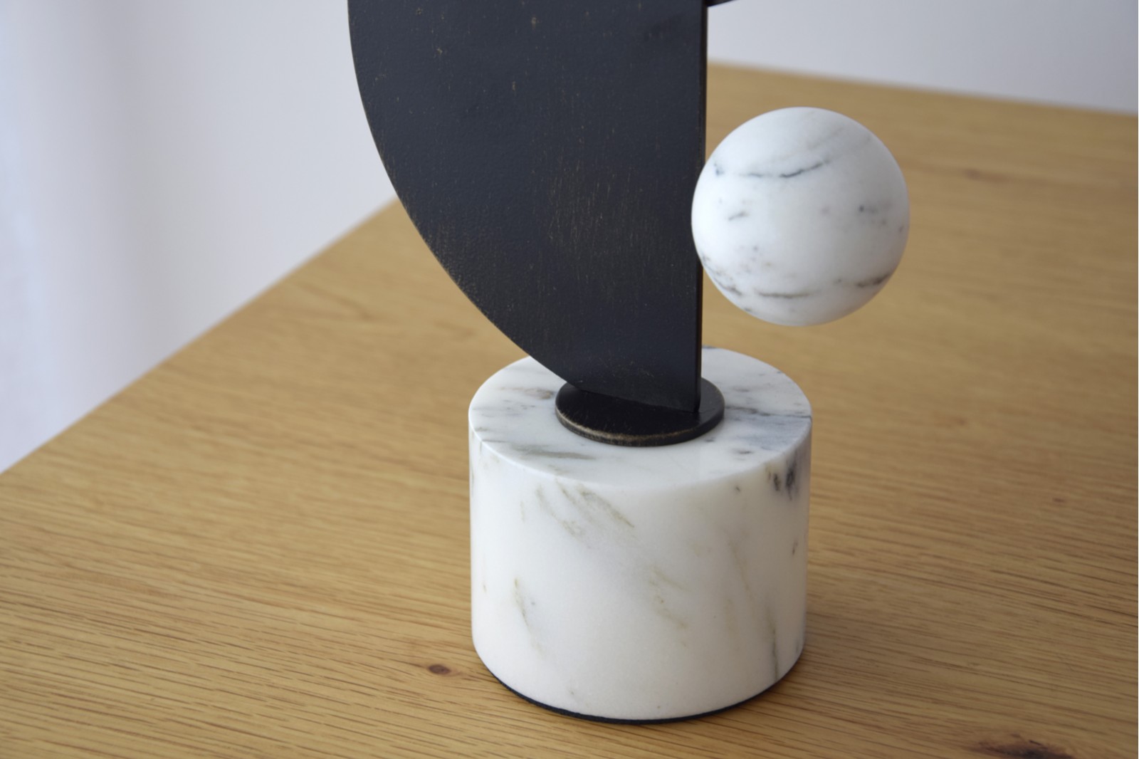 ARCH COLLECTION: METAL AND MARBLE