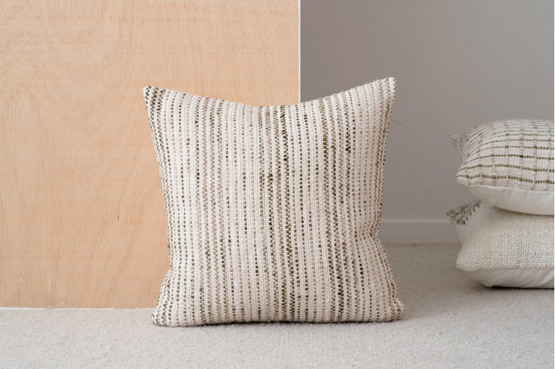 CUSHION BERTE N2.WHITE GREEN COTTON CUSHION