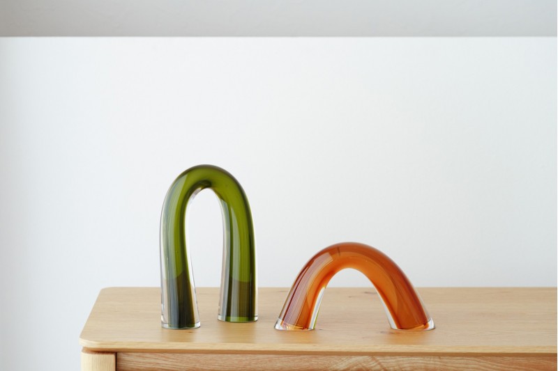 SET OF 2 PIECES IN GLASS BREO. GREEN AND AMBER