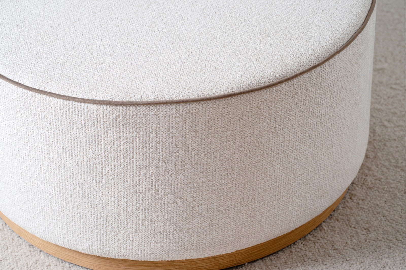 ADA LARGE POUF. IVORY AND TAUPE TONES
