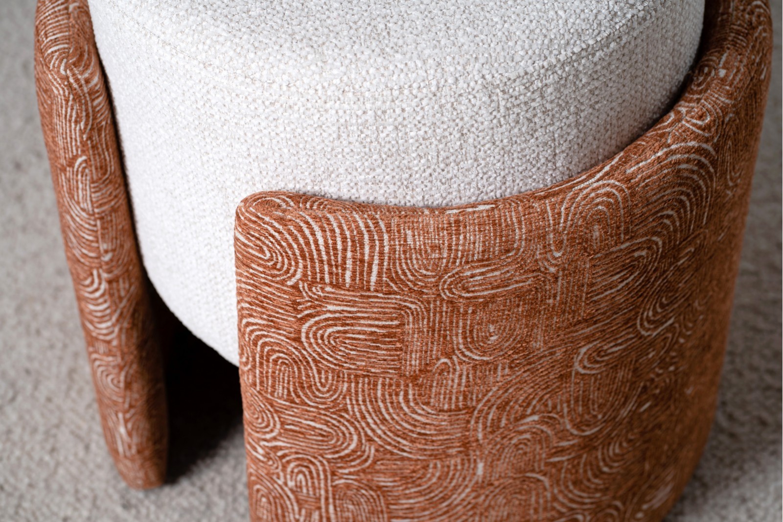 SET 2 MINIA POUFS. IVORY AND TERRACOTA