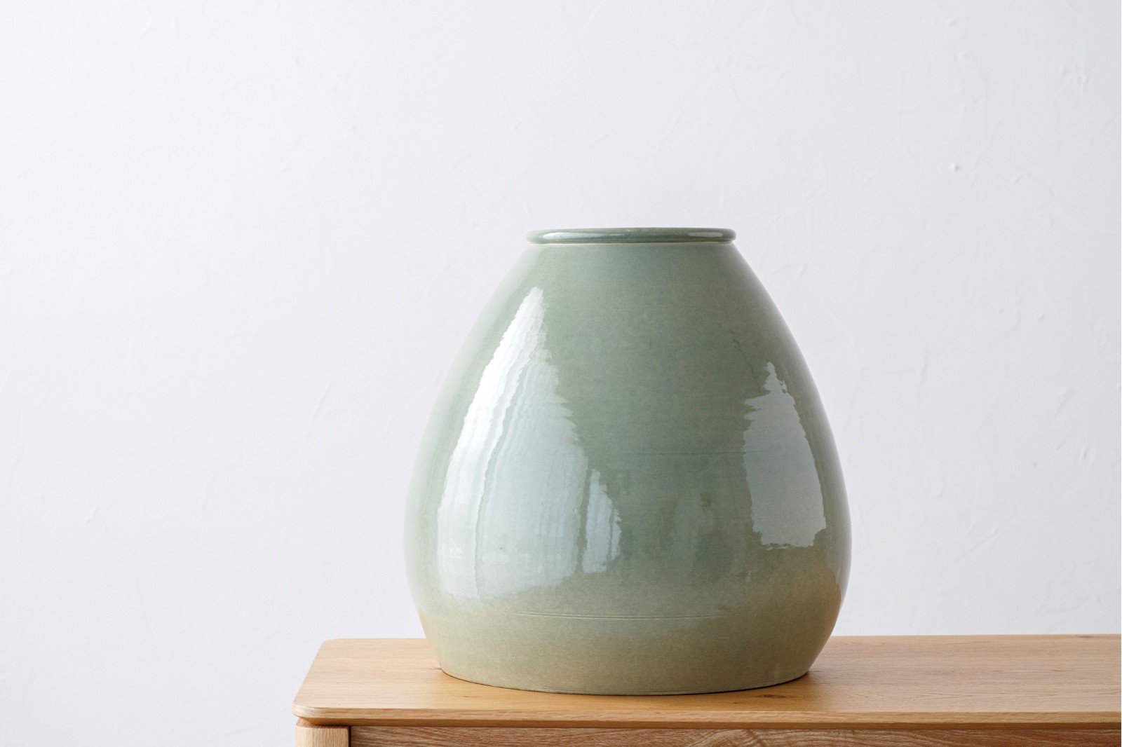 CIAN COLLECTION: WATER GREEN CERAMIC VASES