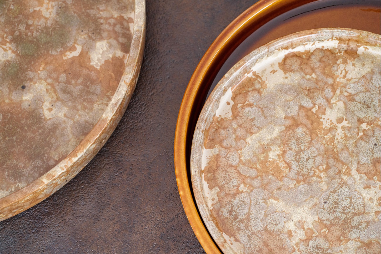 NELA COLLECTION: CERAMIC CENTREPIECES