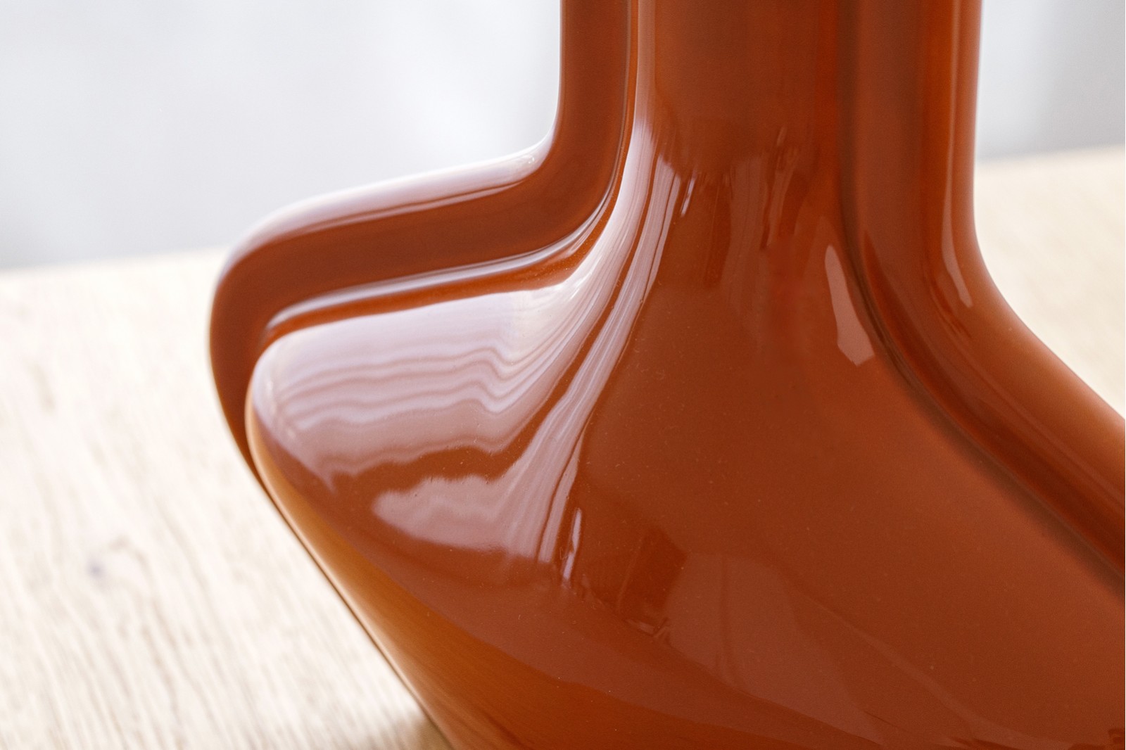 DARA COLLECTION: CERAMIC VASES