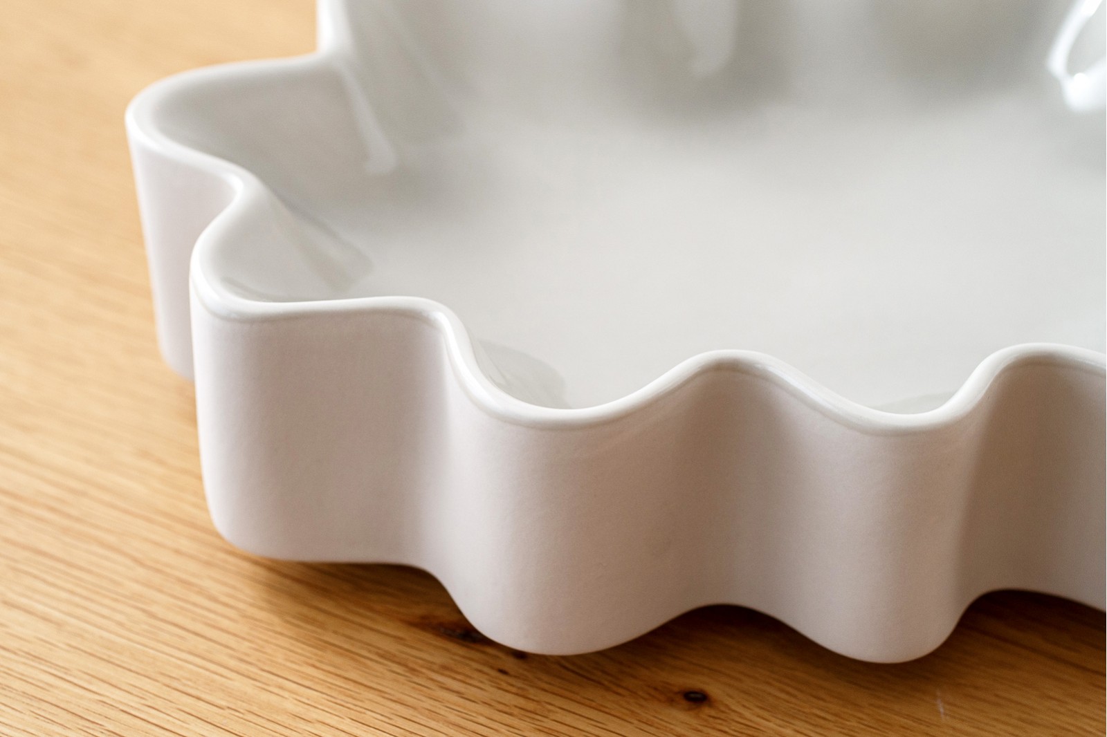 MOIRA COLLECTION: CERAMIC CENTREPIECES