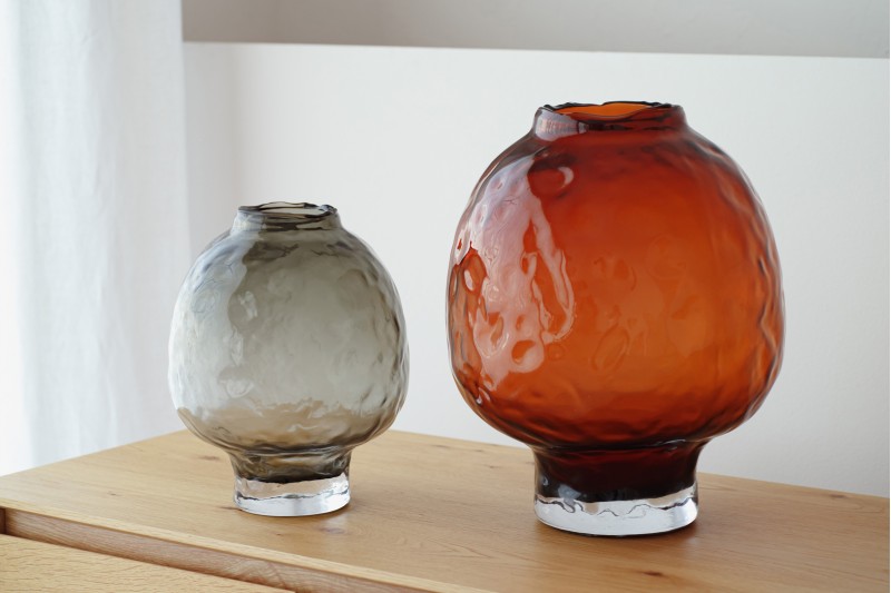 COLECCIÓN SALETA: JARRONES VIDRIO ÁMBAR GRIS
