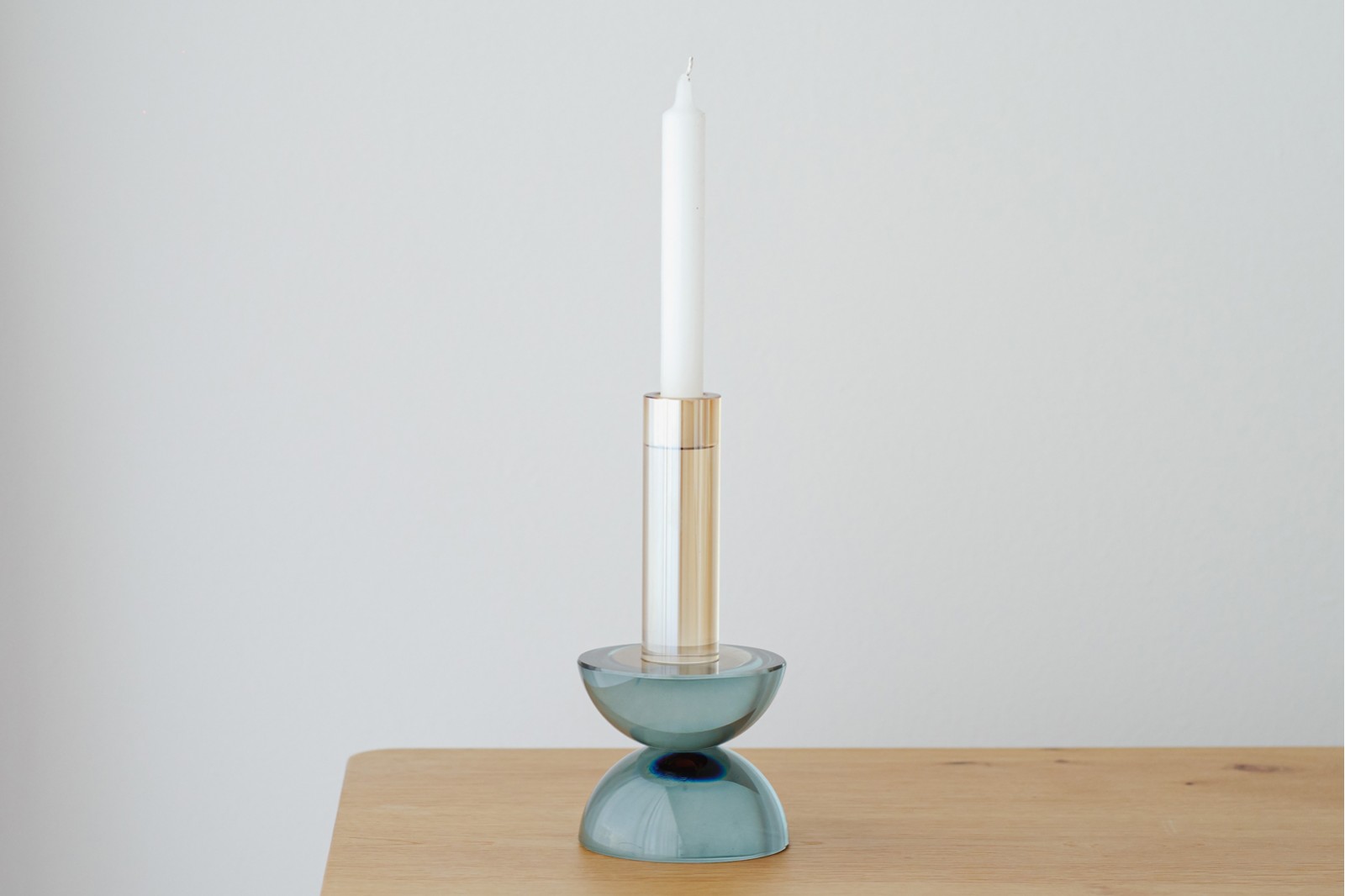 COLECCIÓN CLEO: CANDELABROS CRISTAL AZUL NÁCAR