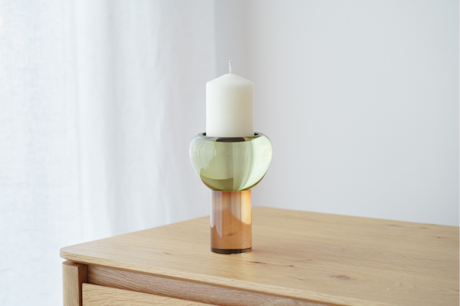 SAR COLLECTION: AMBER GREEN CRYSTAL CANDLE HOLDERS