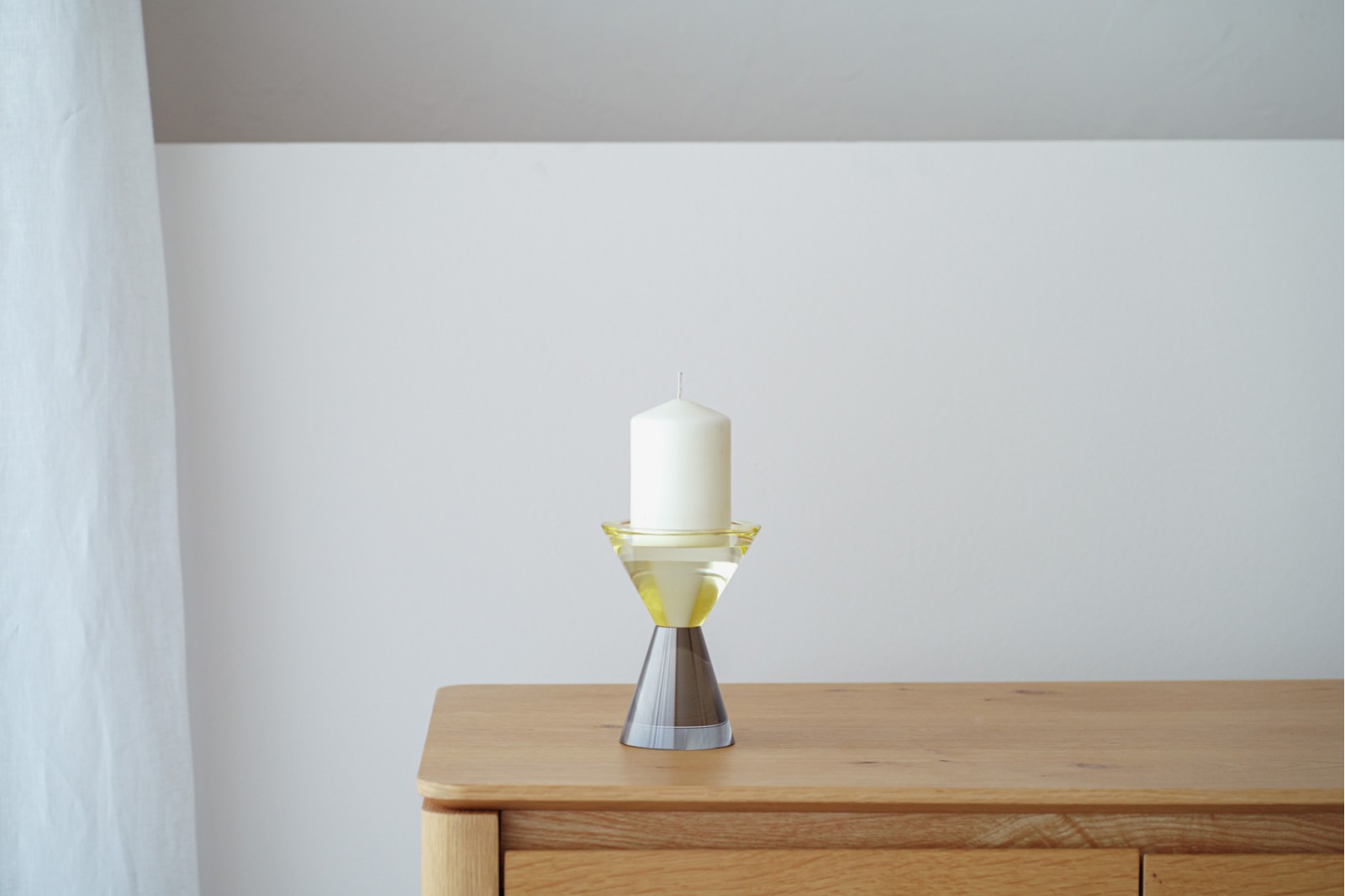 VAL COLLECTION: YELLOW AND GREY CRYSTAL CANDLE HOLDERS
