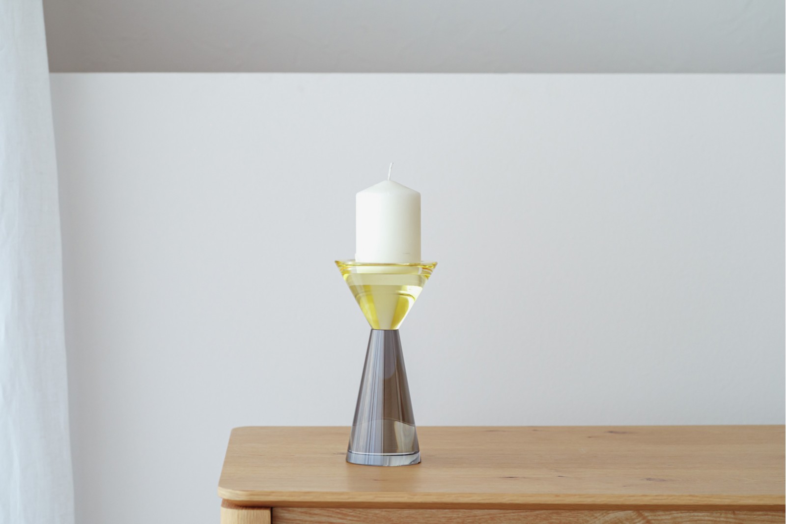 VAL COLLECTION: YELLOW AND GREY CRYSTAL CANDLE HOLDERS