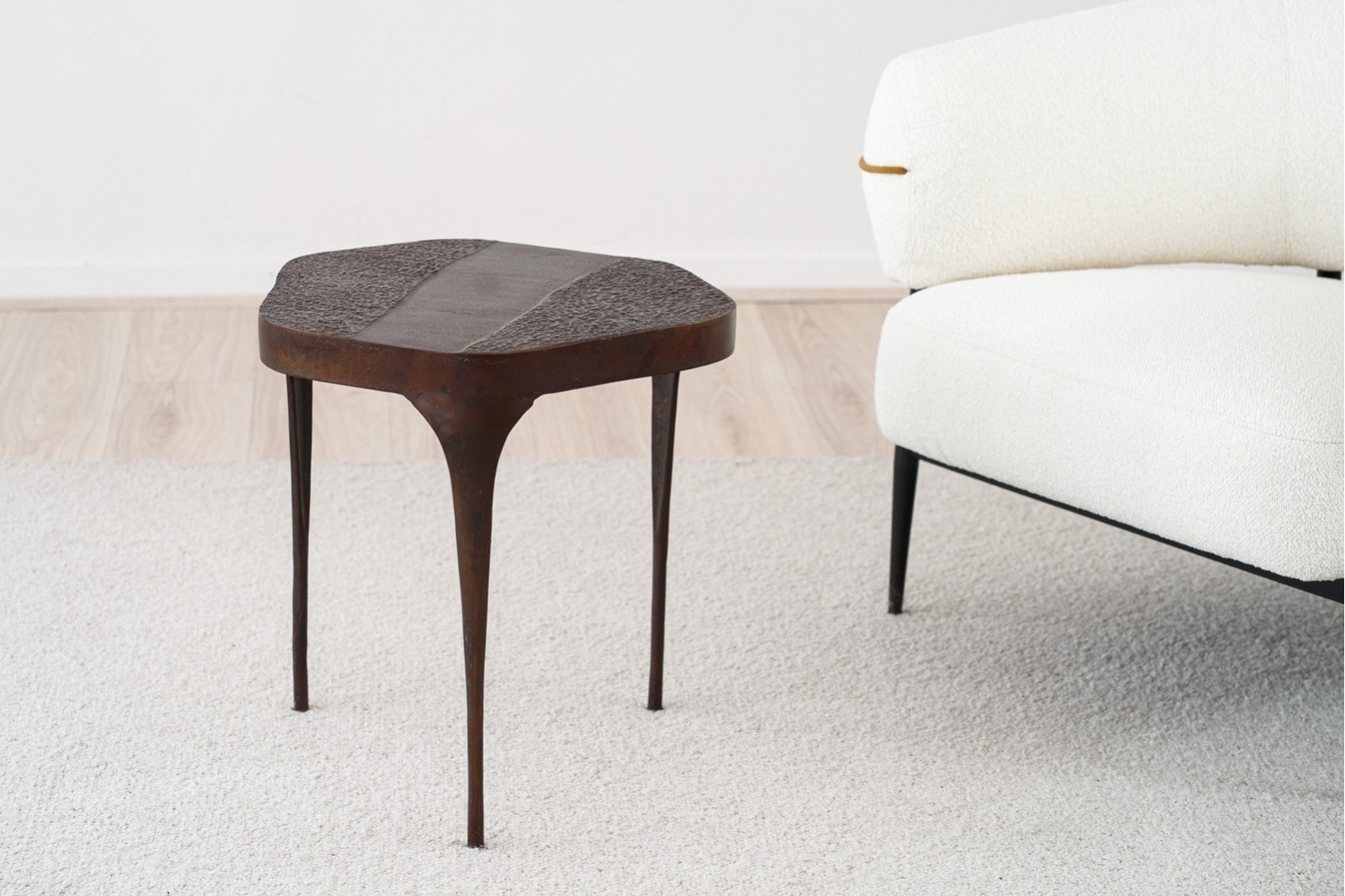 SET 2 SIDE TABLES. NAIN. OXIDE