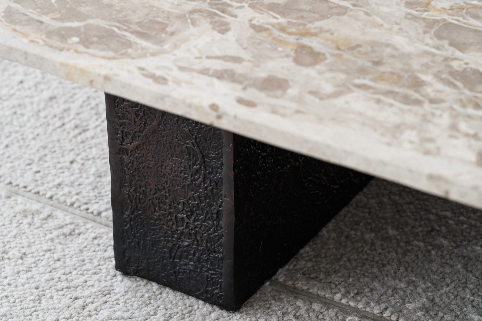 SQUARE COFFEE TABLE. MARBLE AND METAL