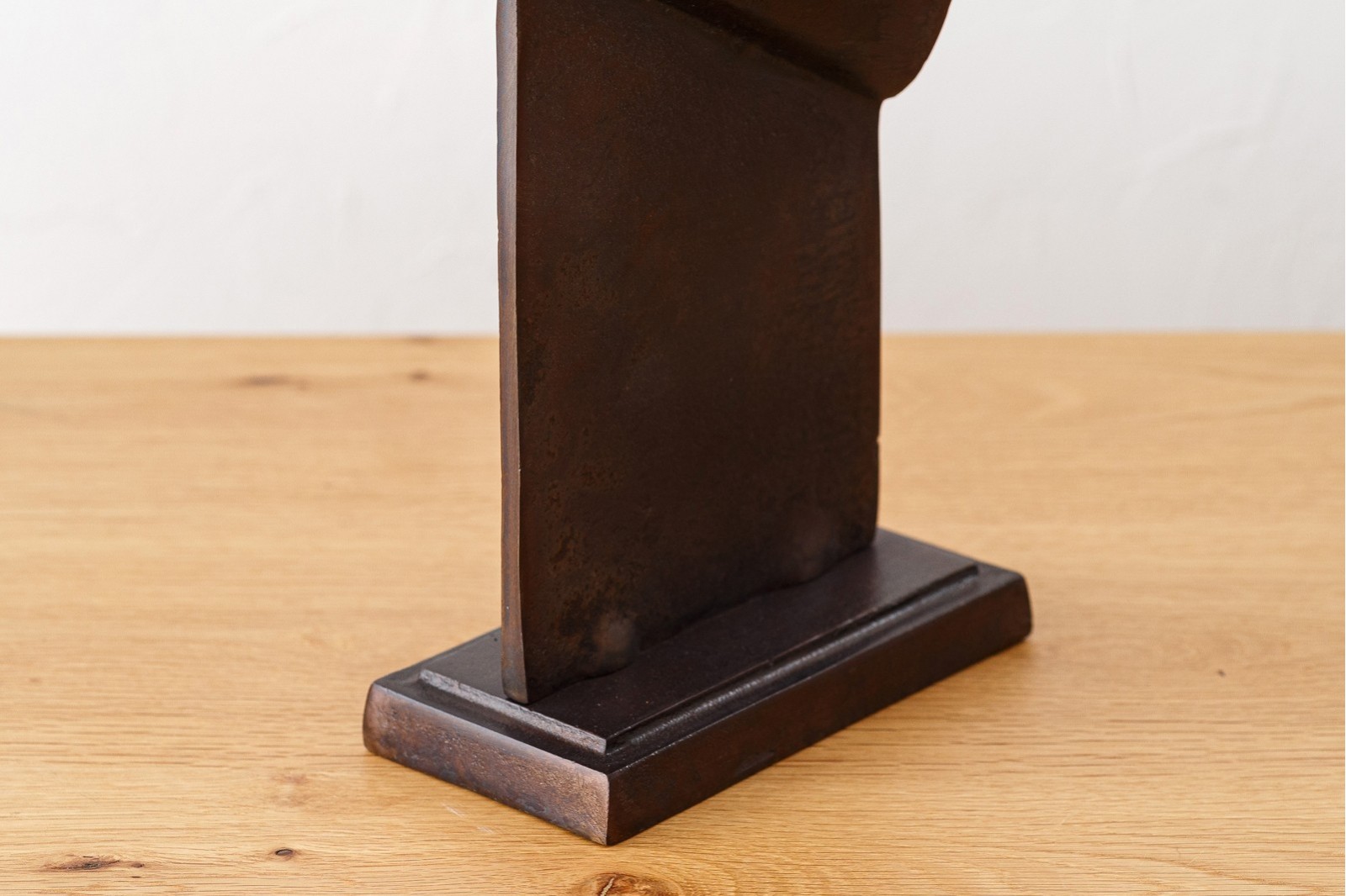 ESCULTURA ABSTRACTA METAL. ACABADO OXIDO