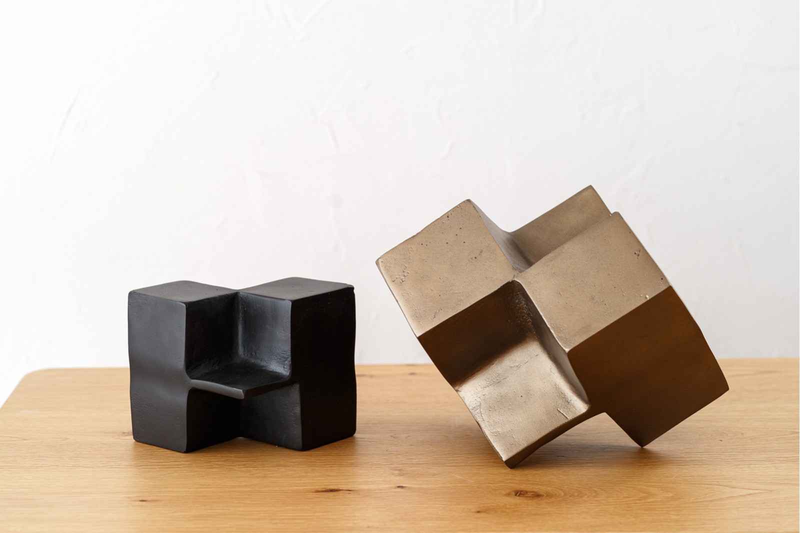 COLLECTION CUBO : DÉCORATION MÉTAL OR NOIR