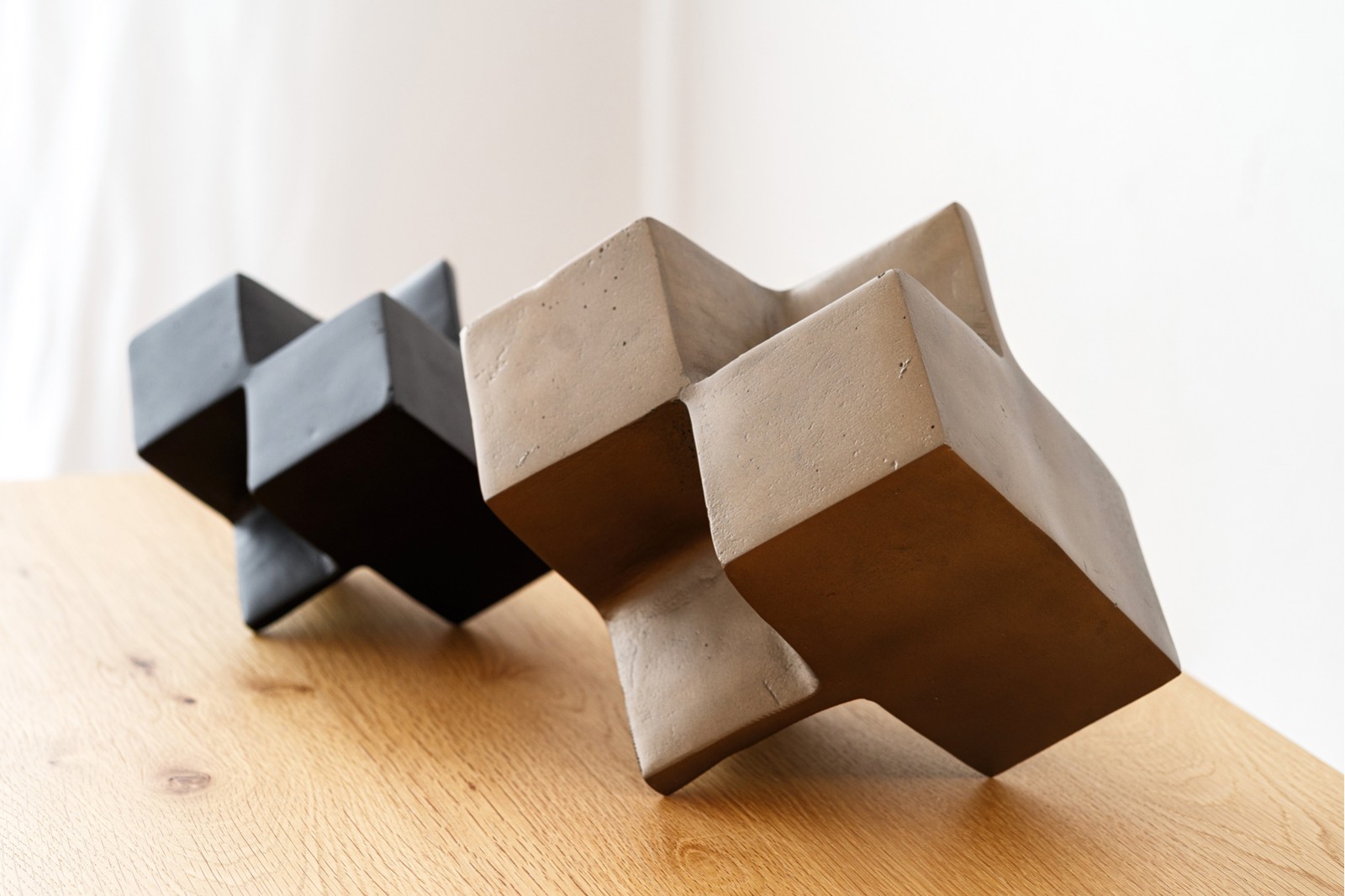 COLLECTION CUBO : DÉCORATION MÉTAL OR NOIR