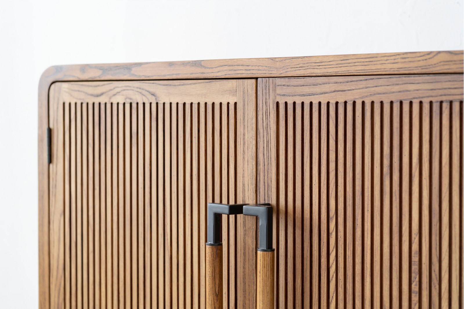 HEREA SIDEBOARD. ASH HONEY TONE