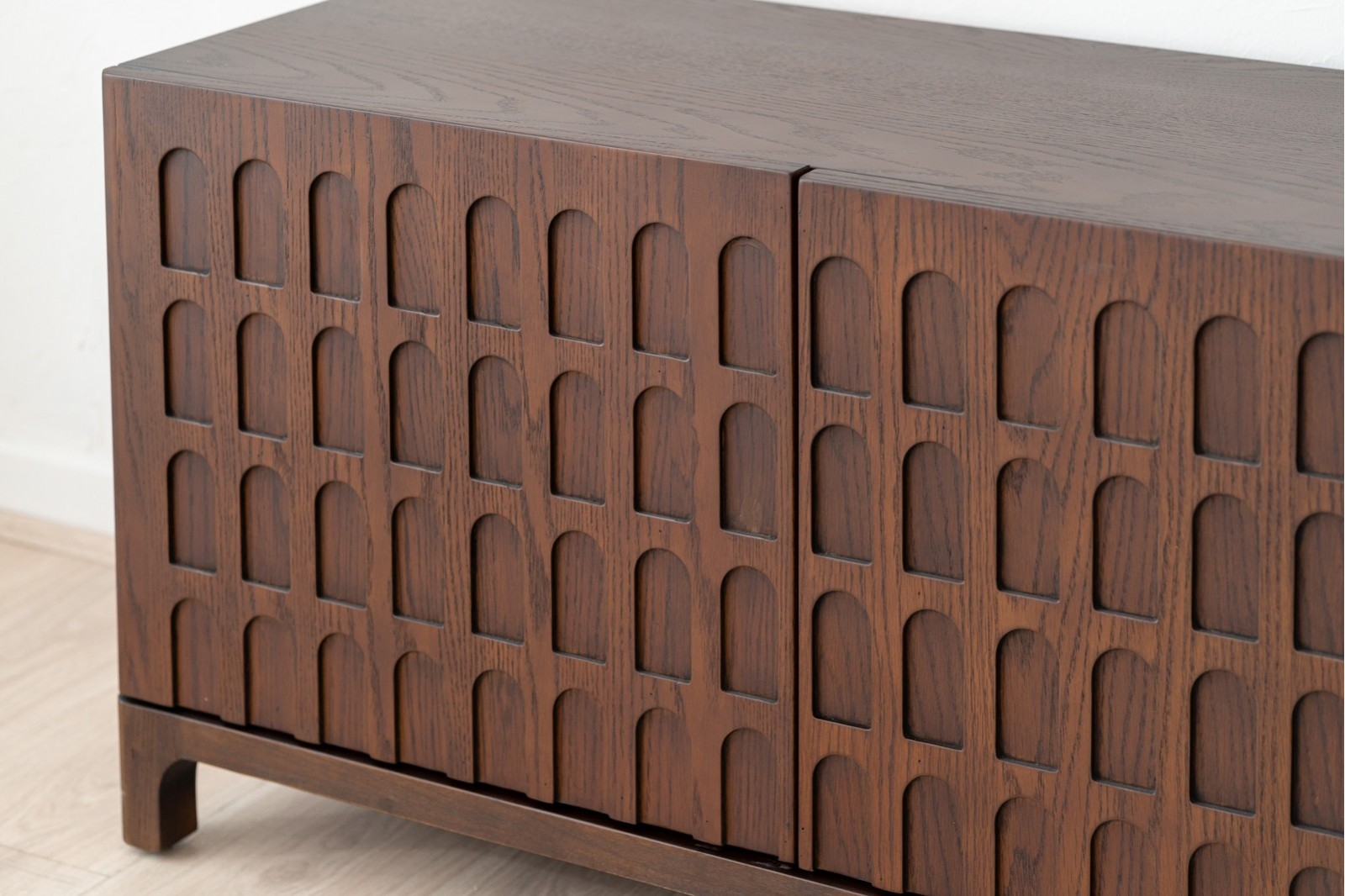 TV CABINET DARA. DARK OAK