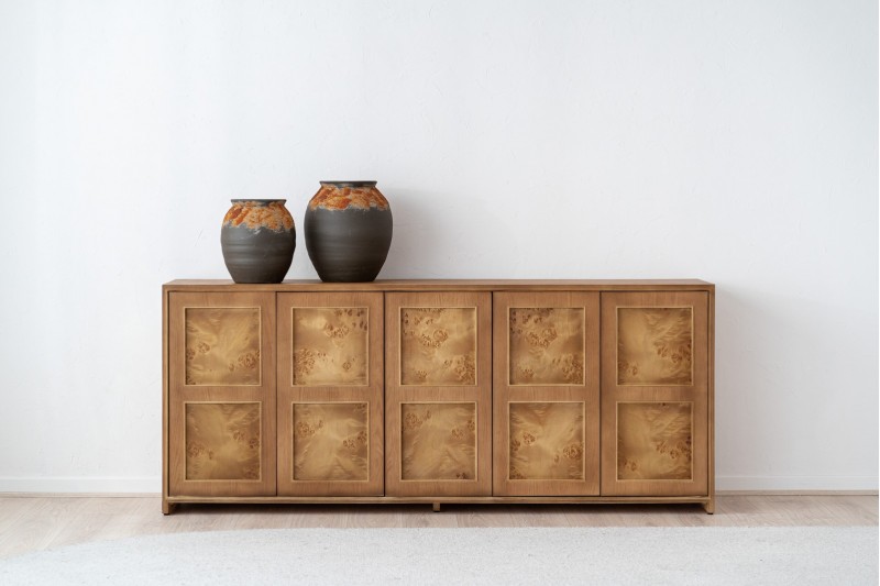 TERRA SIDEBOARD. LIGHT STAINED OAK