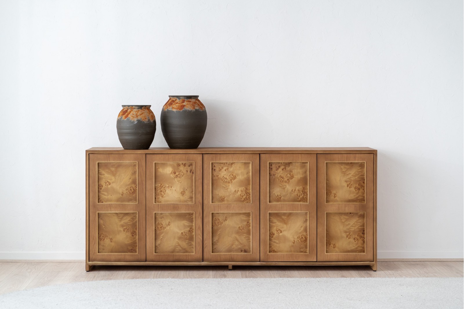 TERRA SIDEBOARD. LIGHT STAINED OAK