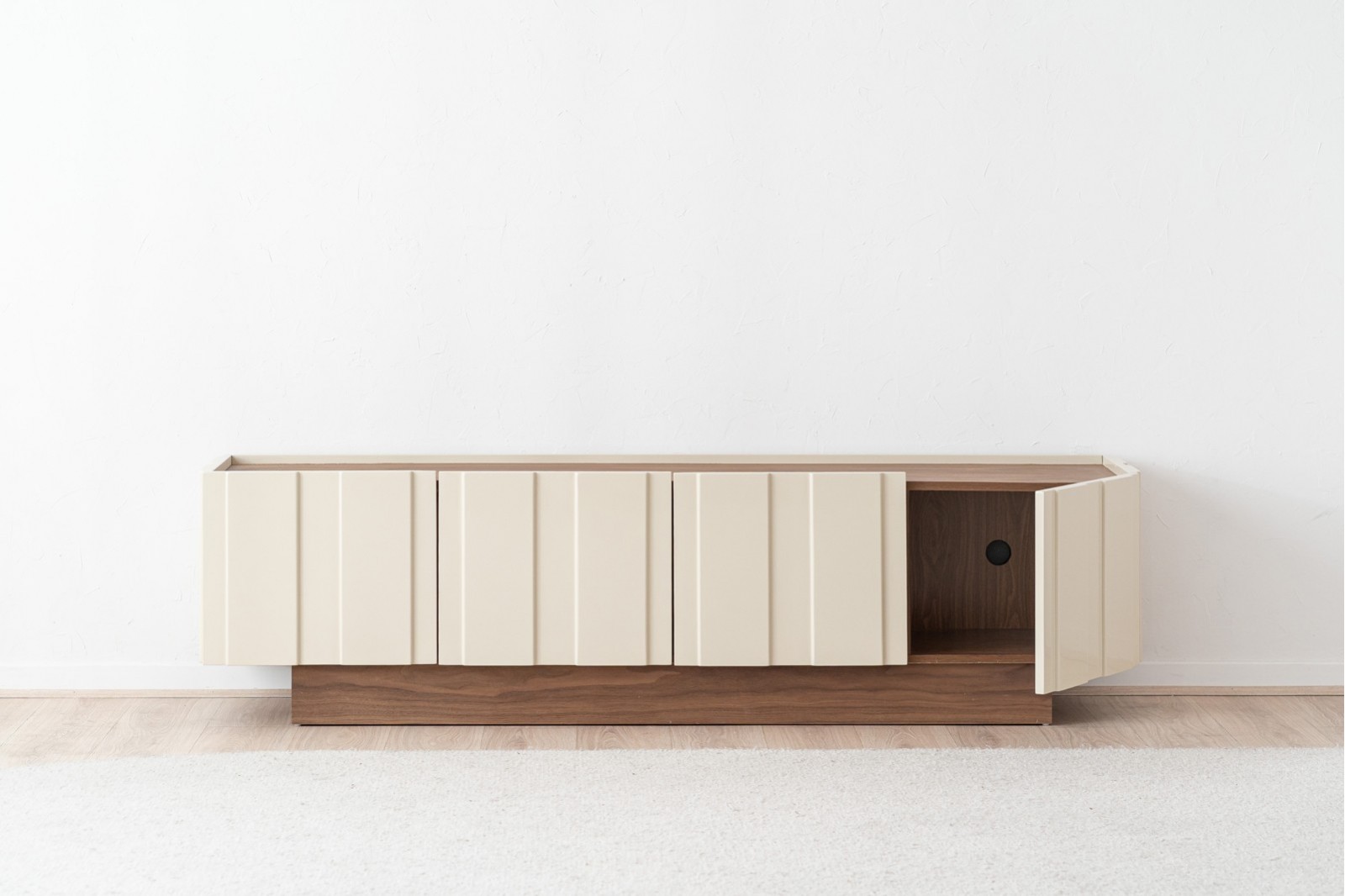 OBI TV UNIT. WALNUT AND GLOSSY BEIGE LACQUER